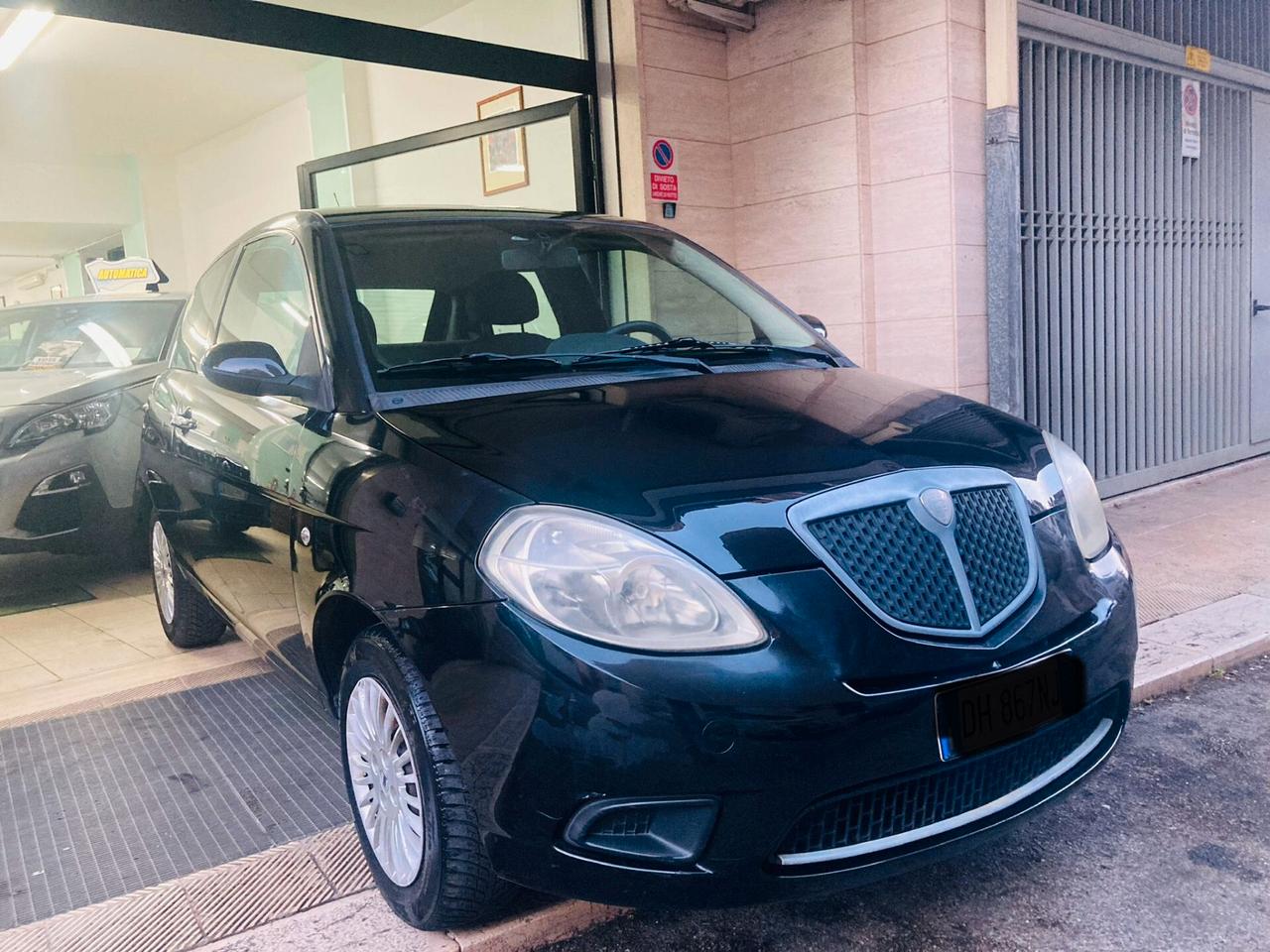 Lancia Ypsilon 1.2 - IDEALE X NEOPATENTATI - 2007