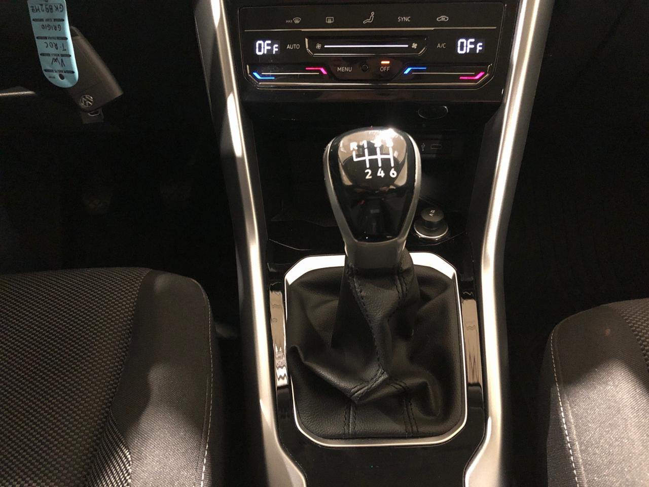 Volkswagen T-Roc 1.0 tsi Life 110cv