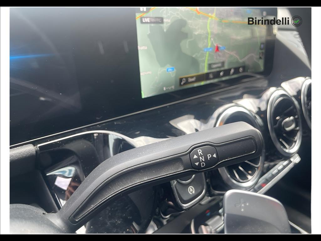 Mercedes-Benz GLA (H247) - GLA 180 d Automatic Premium