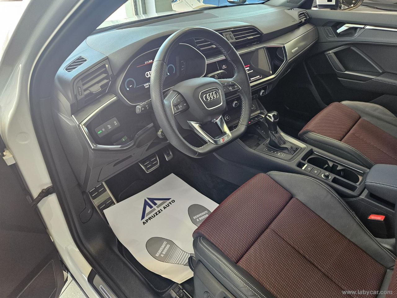 AUDI Q3 SPB 35 TDI quattro S tr. Ident. Black S-LINE EDITION