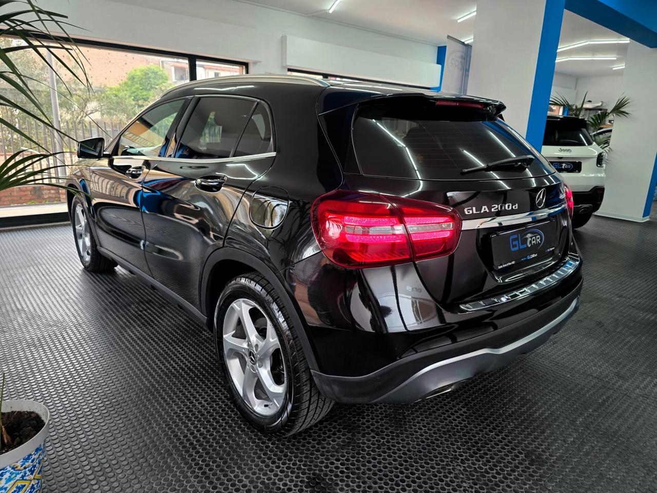 Mercedes-benz GLA 200d Automatic 4Matic Sport