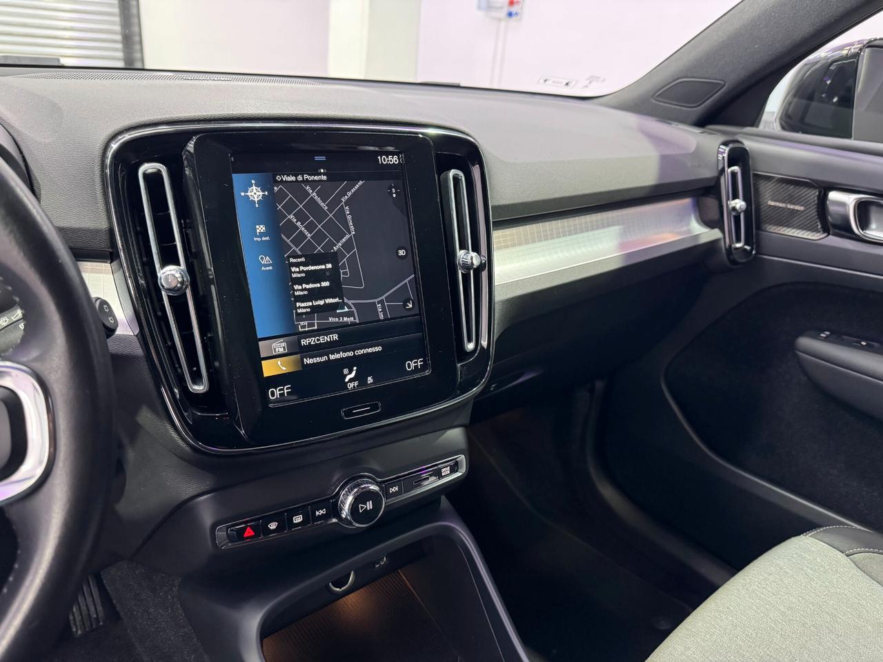 Volvo XC40 D4 AWD Geartronic Momentum