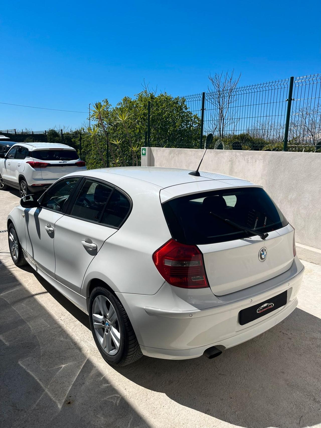 Bmw 118 118d 2.0 143CV cat 5 porte Futura DPF