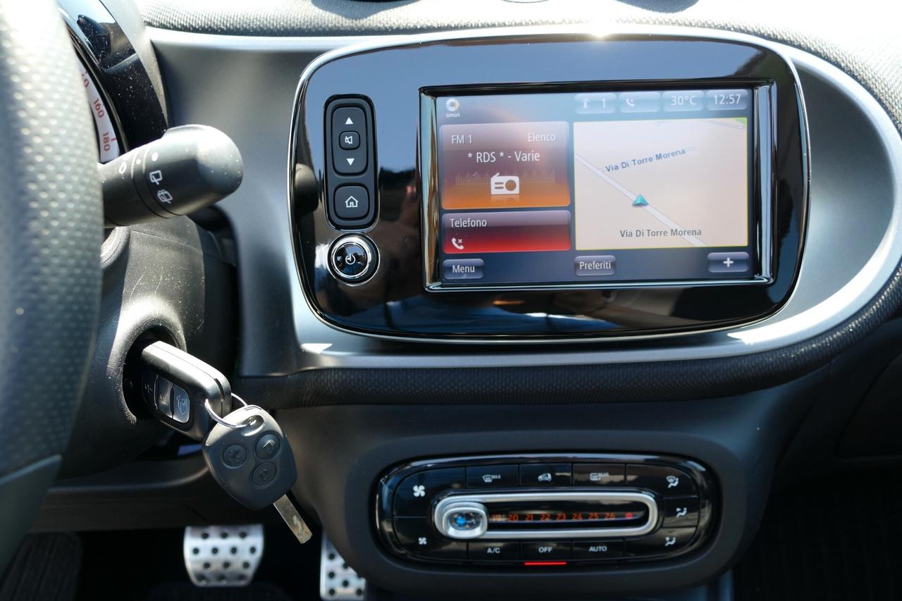 Smart ForFour 90CV CABRIO PRIME PELLE LED NAVI KAMERA SPORT FULL!