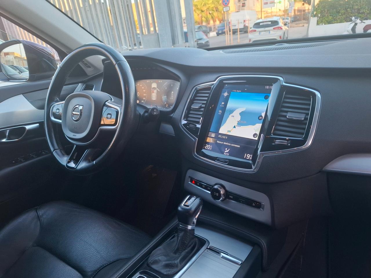 Volvo XC 90 XC90 D5 AWD Geartronic 7 posti Momentum