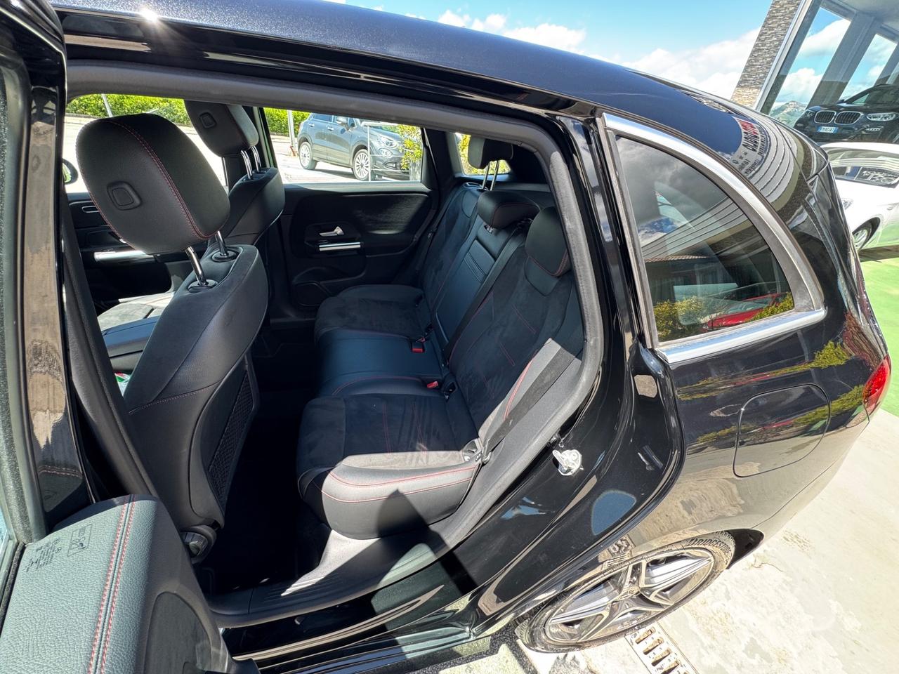 Mercedes-benz B 180 B 180 d Automatic Premium