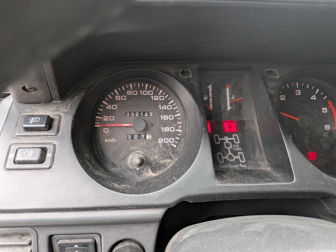 Mitsubishi Pajero 2.5 TDI Metal-top S.S. GLS Target