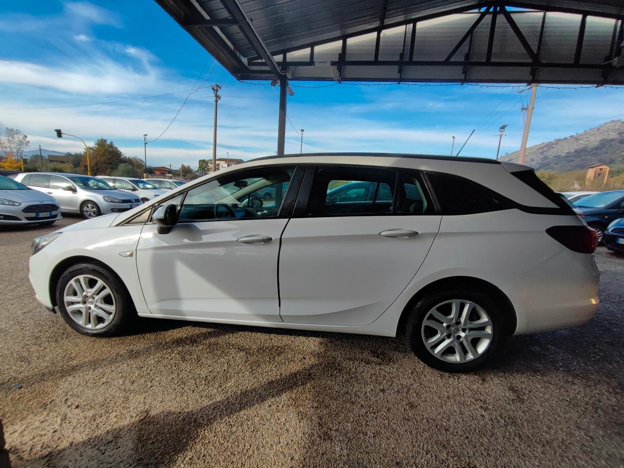 Opel Astra 1.6 CDTi 110CV Start&Stop Sports Tourer Bus. Premium