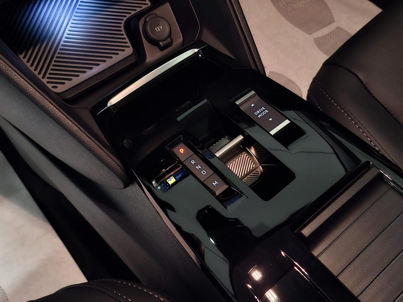 Citroen C4 X 1.2 PureTech 130CV Plus EAT8 Km. 0 MY'25