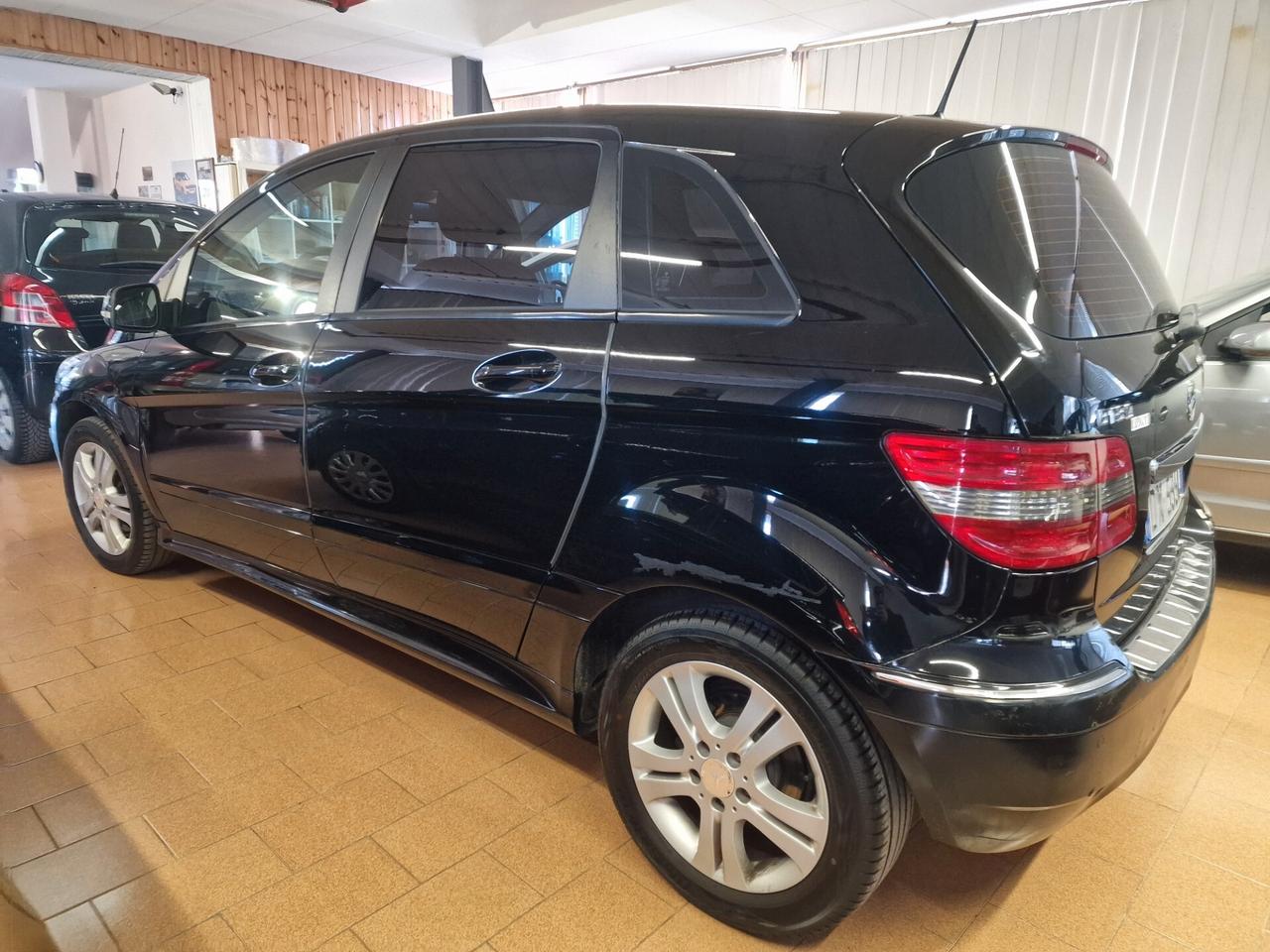 Mercedes-benz B 180 CDI Premuim