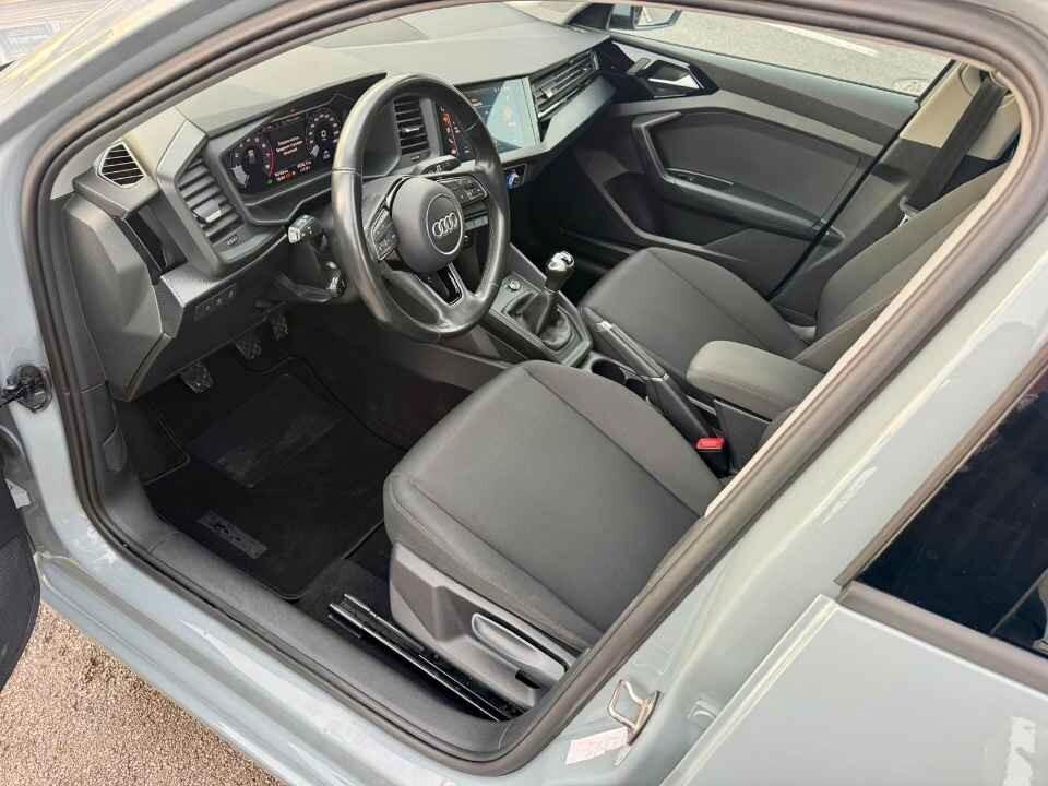 AUDI A1 SPORTBACK 30 TFSI Identity Black 110 CV