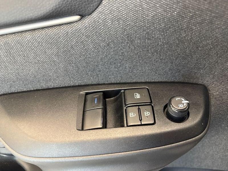 Toyota Yaris Hybrid Active MY22