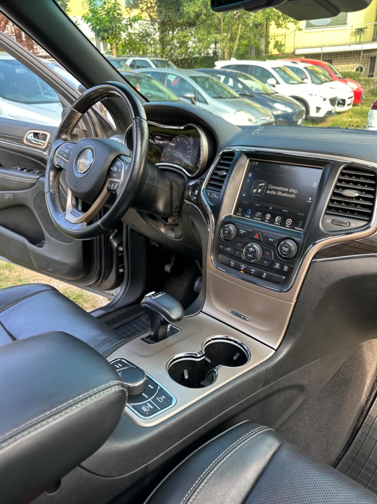 Jeep GRAND CHEROKEE 3.0 V6 CRD 250 CV MTJ OVERLAND
