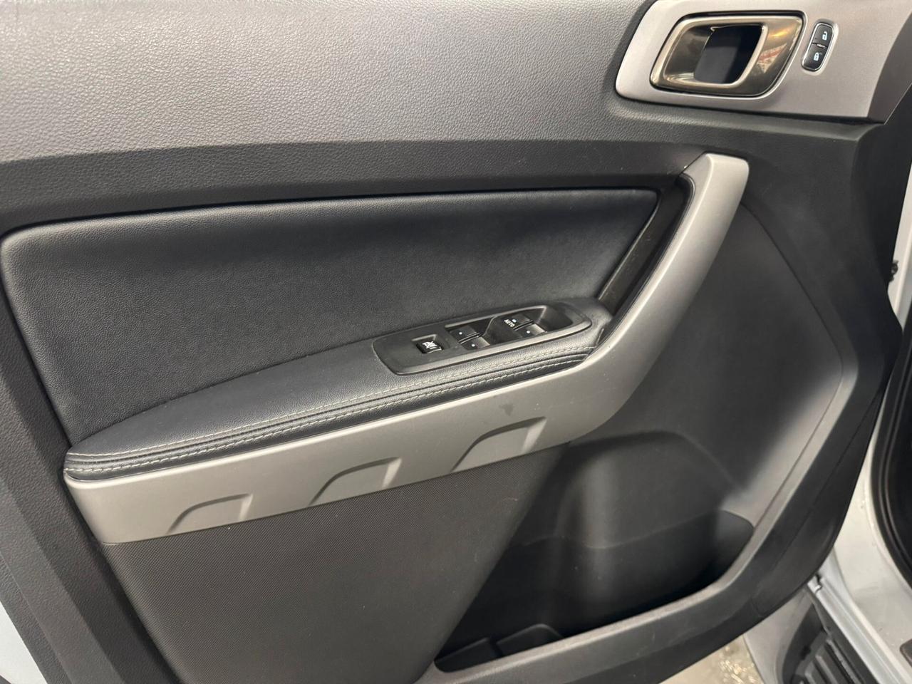 Ford Ranger 2.0 ECOBLUE aut. DC Limited 5 posti