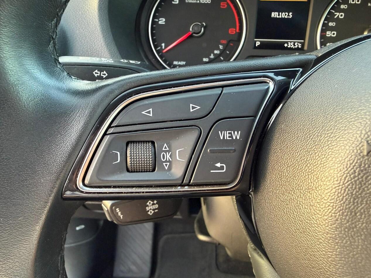 Audi Q2 35 2.0 tdi Business s-tronic