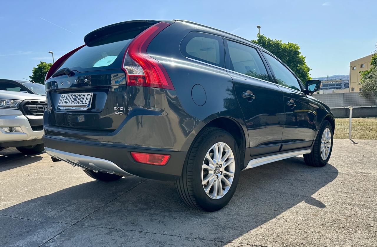 Volvo XC 60 XC60 2.4 D 163 CV AWD Geartronic Summum
