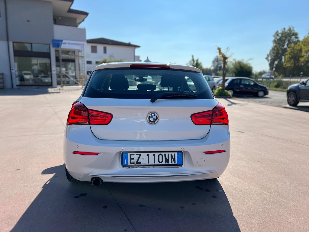 Bmw 116 116d 5p. Urban