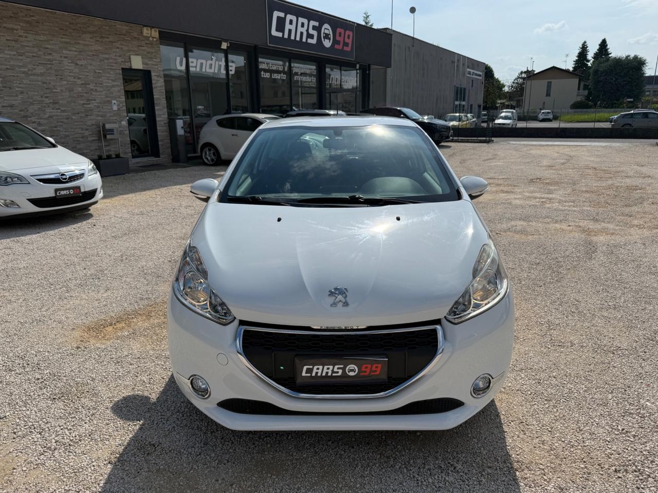 Peugeot 208 1.2 VTi 82 CV 3 porte Allure