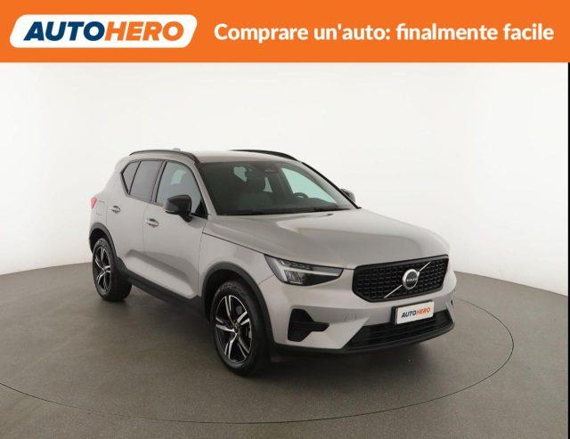 VOLVO XC40 B3 automatico Plus Dark N1