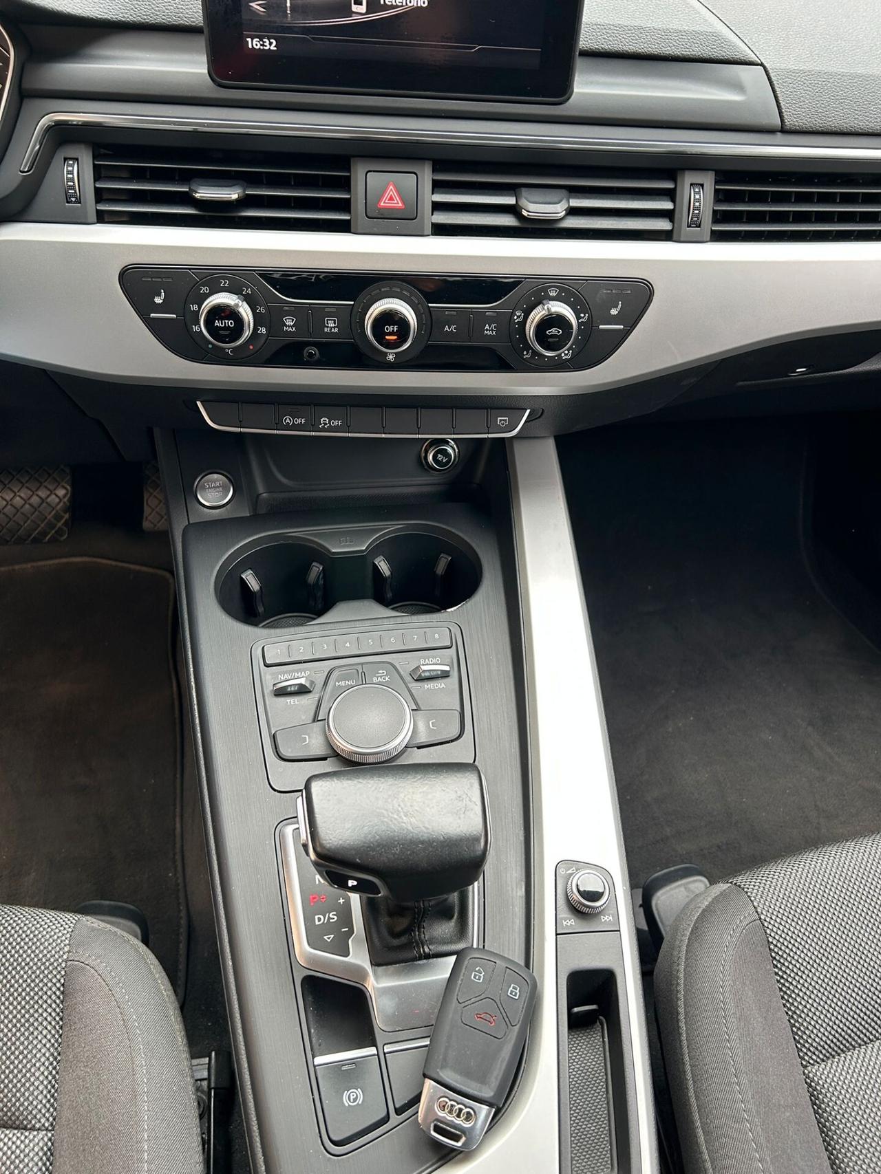 Audi A4 2.0 TDI 150 CV ultra S tronic
