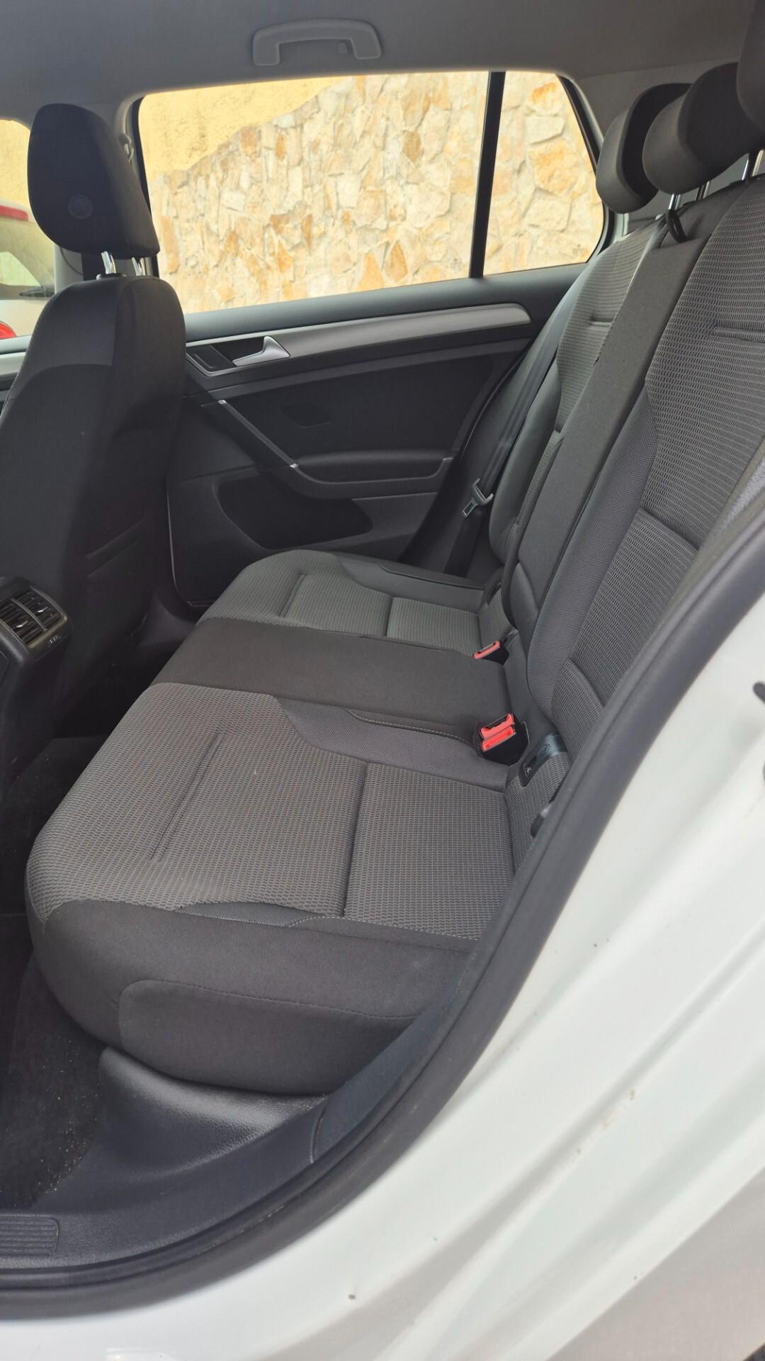 Volkswagen Golf 1.6 TDI 110 CV DSG 5p. Comfortline BlueMotion Tech.