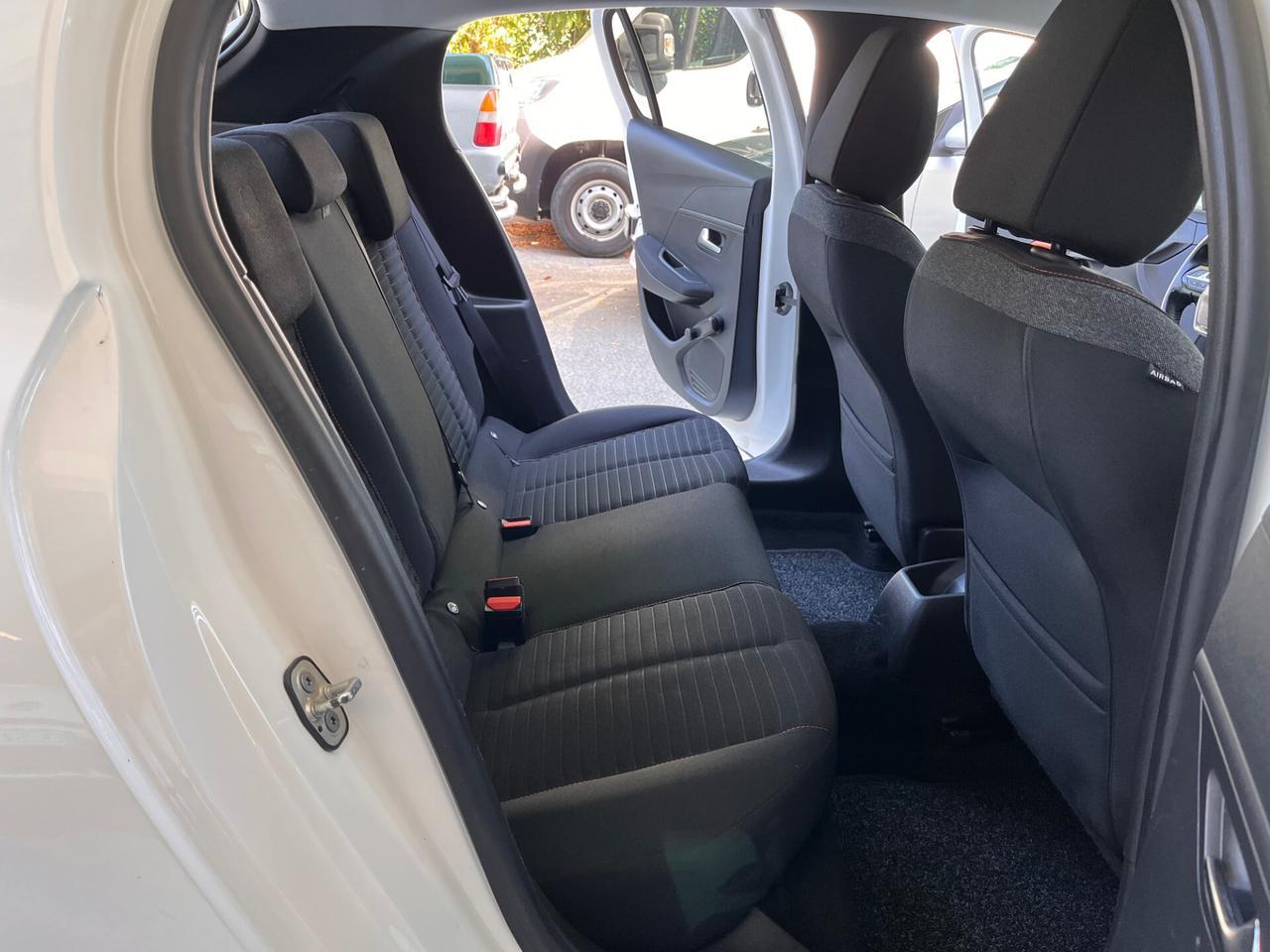 Peugeot 208 1.5 bluehdi 1Prop GARANZIA 24 MESI