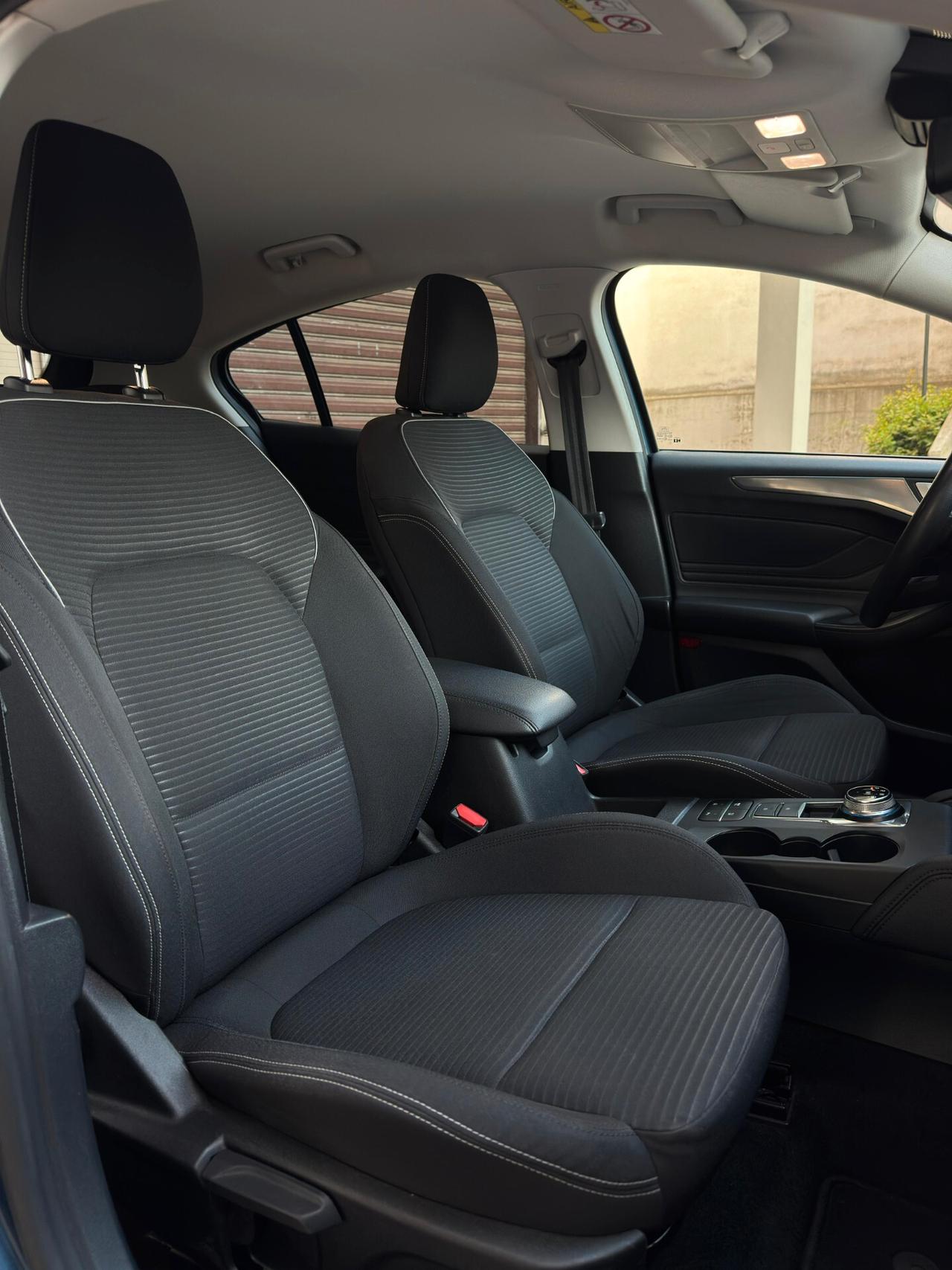 Ford Focus 1.0 EcoBoost 125 cv automatico Business Co-Pilot