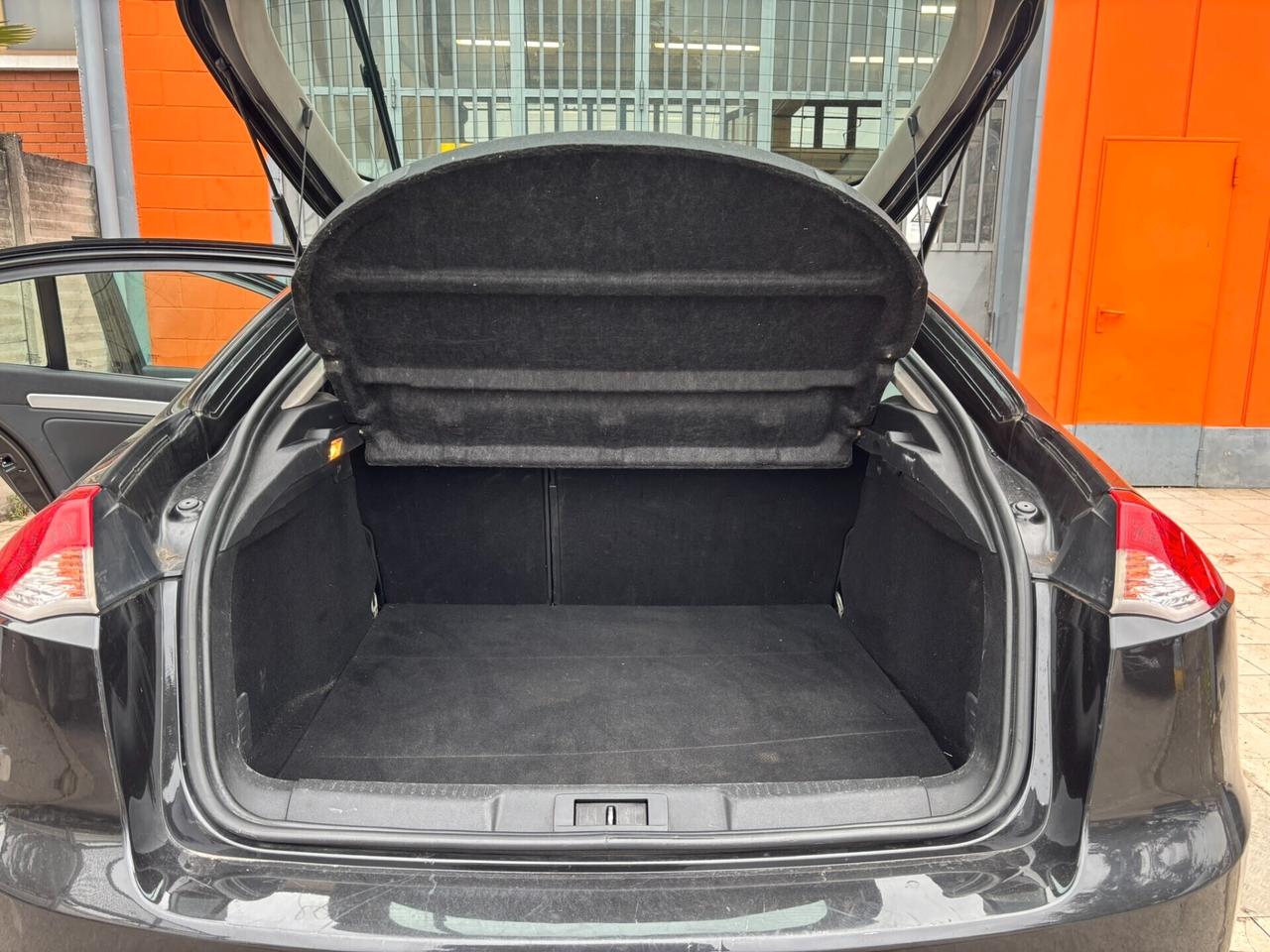 Renault Laguna 2.0 16V Initiale