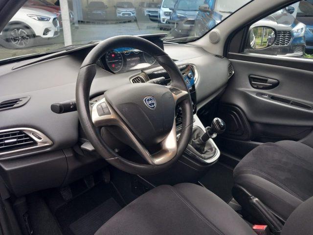 LANCIA Ypsilon 1.2 69 CV 5 porte Gold