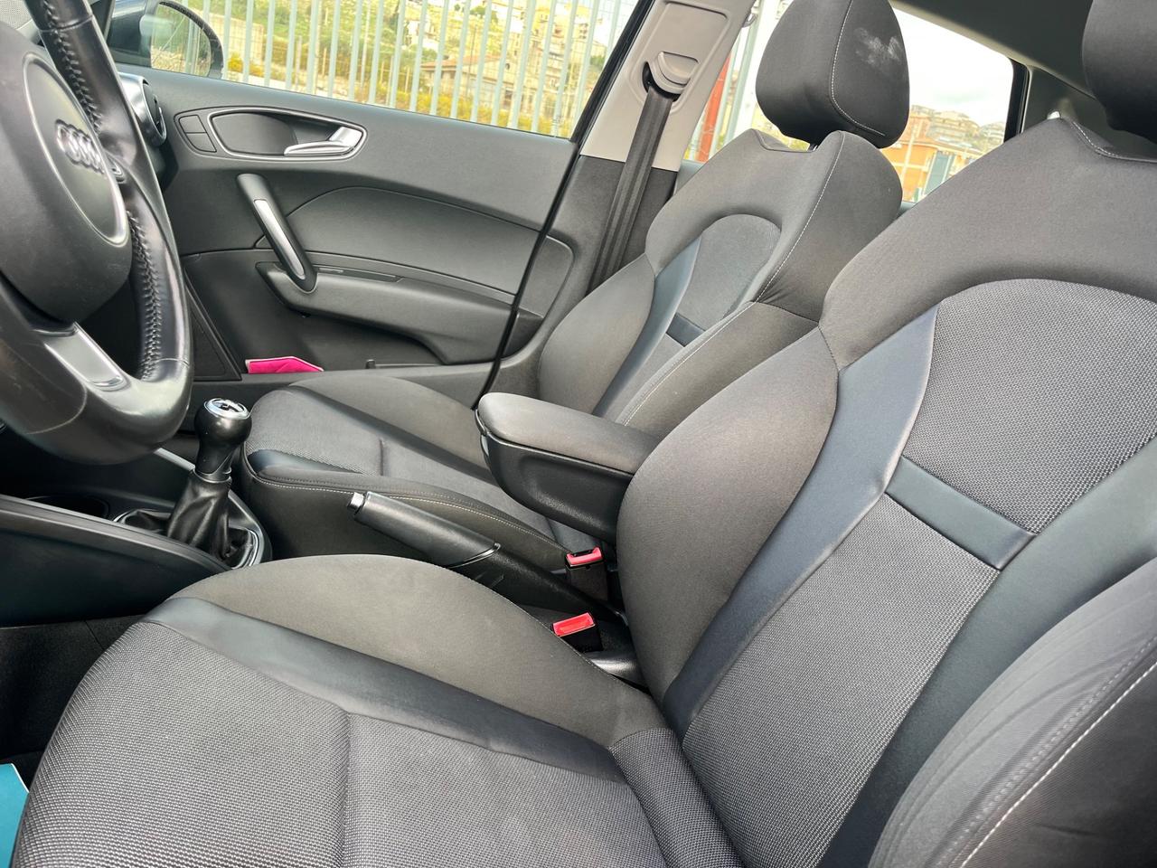 Audi A1 SPB 1.6 TDI Sportbak 2012 tetto apribile
