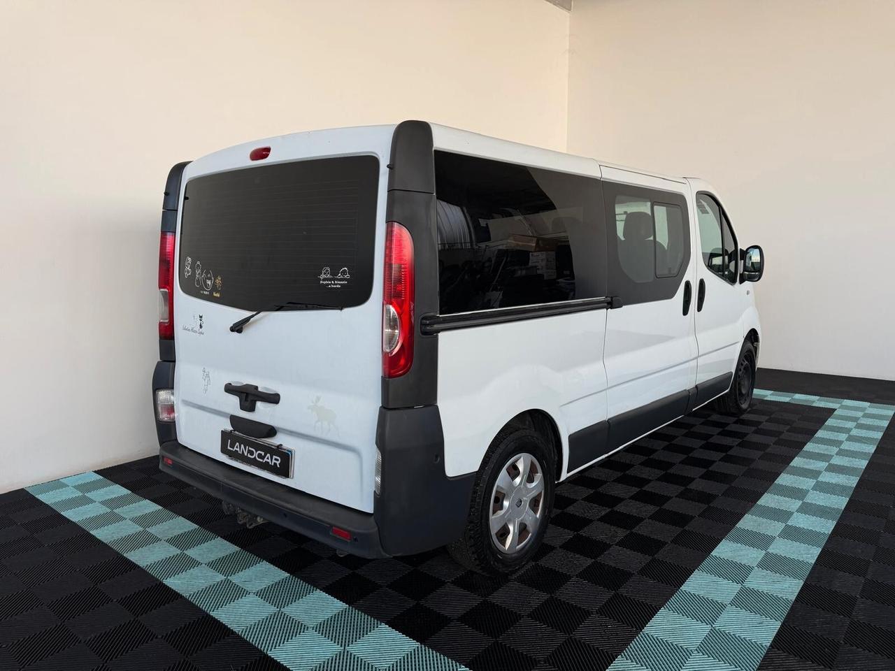 Renault Trafic T29 2.0 dCi/115 PL-TN PULMINO 9 POSTI