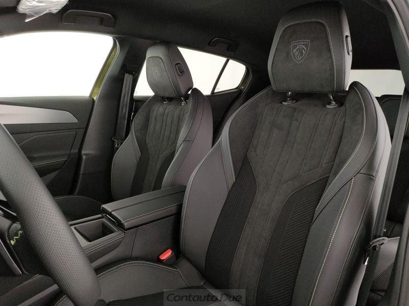 Peugeot 408 GT Exclusive Hybrid 145 e-DSC6