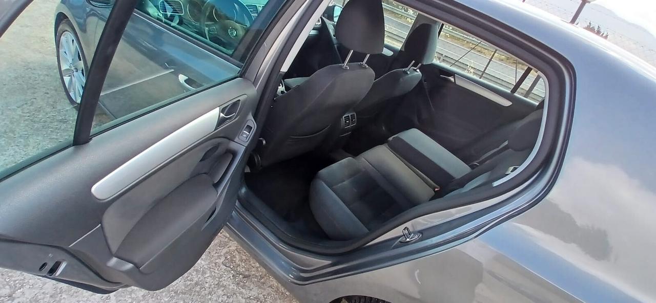 Volkswagen Golf 1.6 6° TDI DPF 5p. Highline - 2012