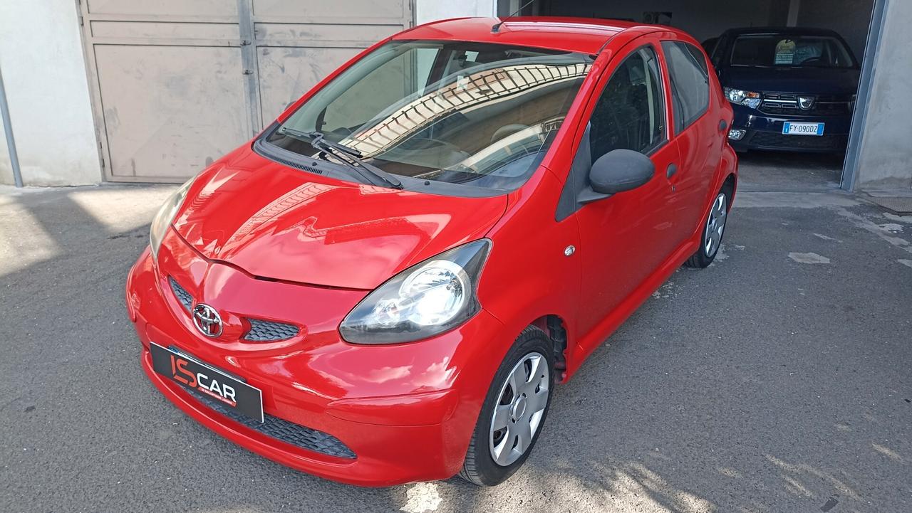Toyota Aygo 1.0 12V VVT-i 5 porte