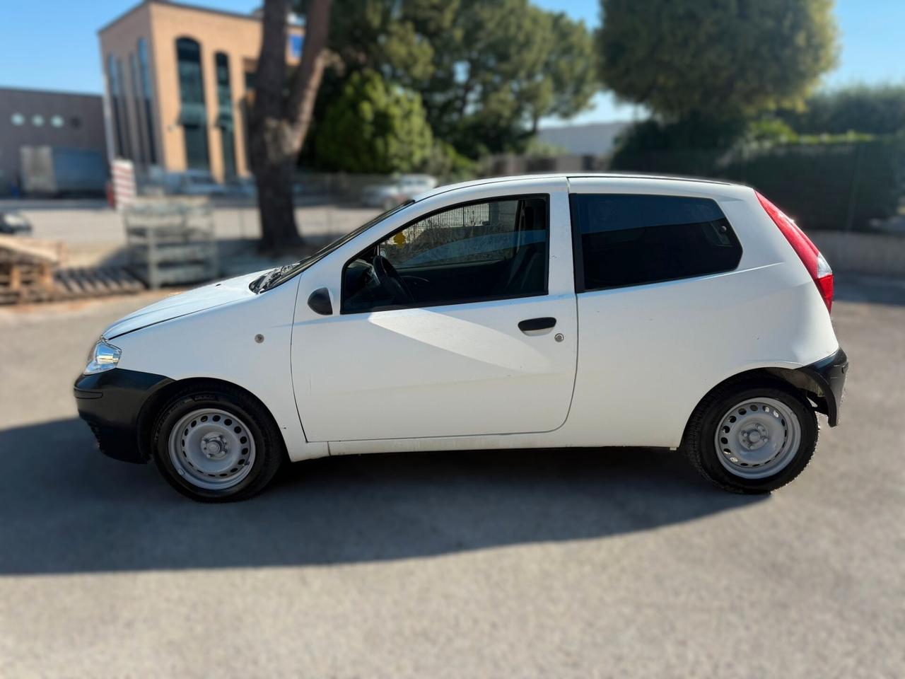 FIAT PUNTO VAN 1.3 DIESEL 2006 12 MESI DI GARANZIA