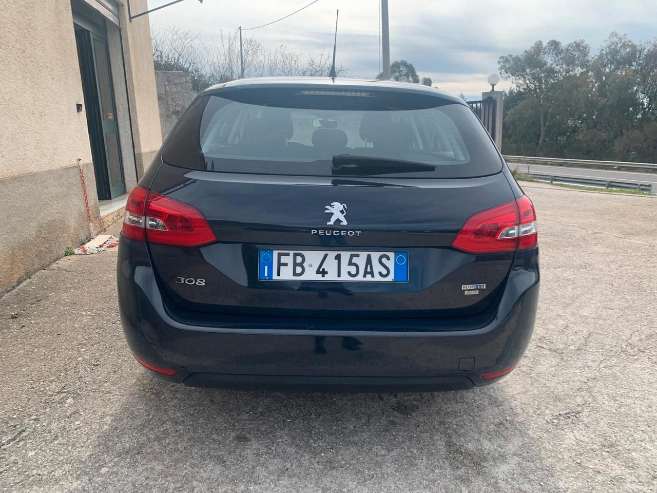 Peugeot 308 BlueHDi 100 S&S Business - 2015