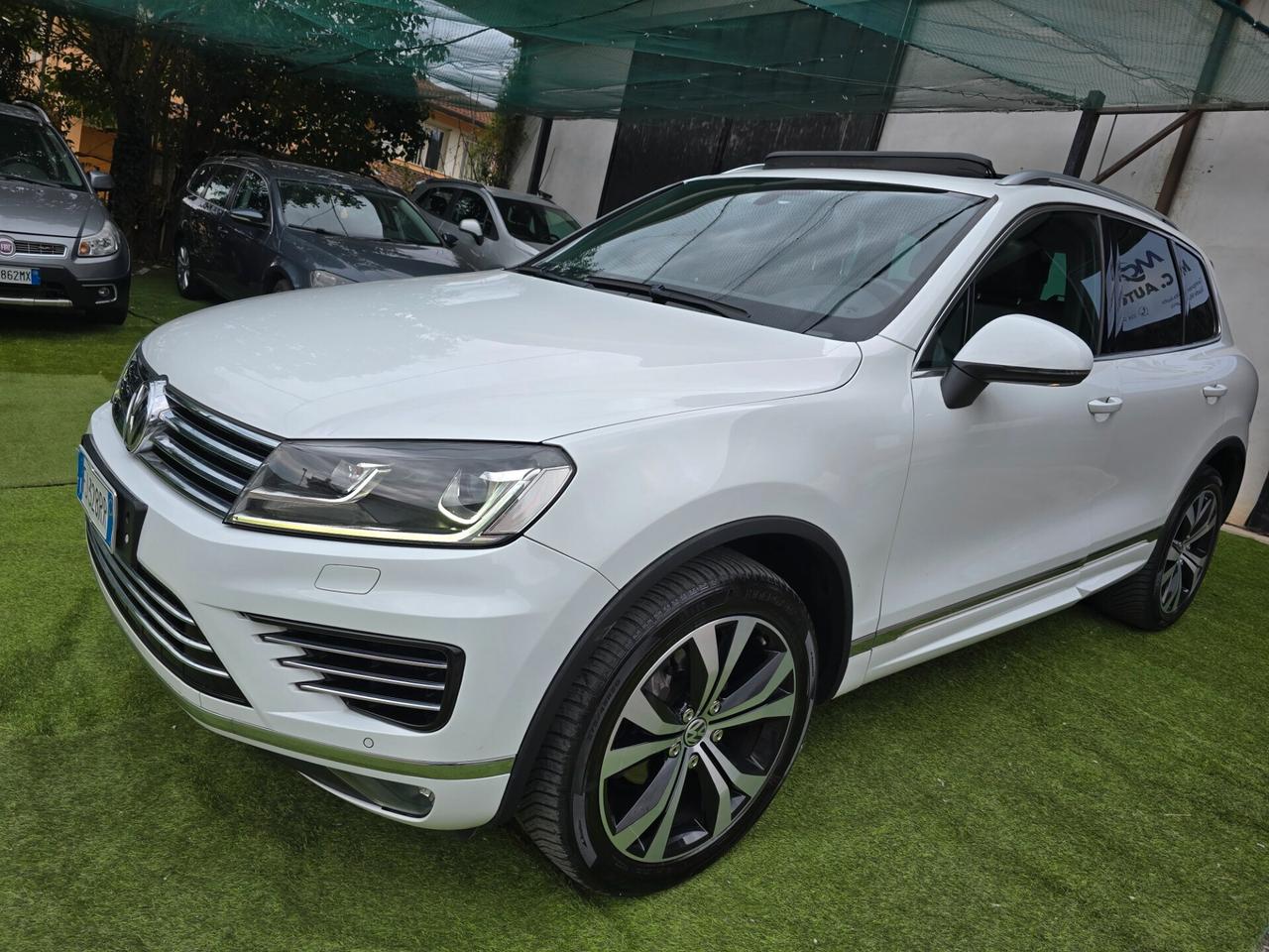 VW Touareg R.LINE 3.0TDI 204CV TETTO APRIBILE -2017