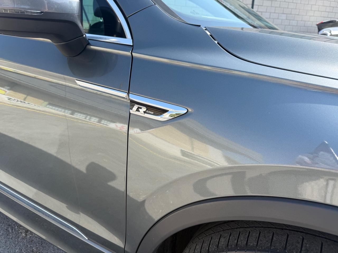 Volkswagen Tiguan 2.0 BiTDI SCR DSG 4MOTION Advanced R-Line BMT