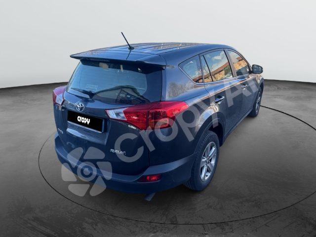 TOYOTA RAV 4 MY23 RAV4 2.0 D-4D 2WD Style White Ed.