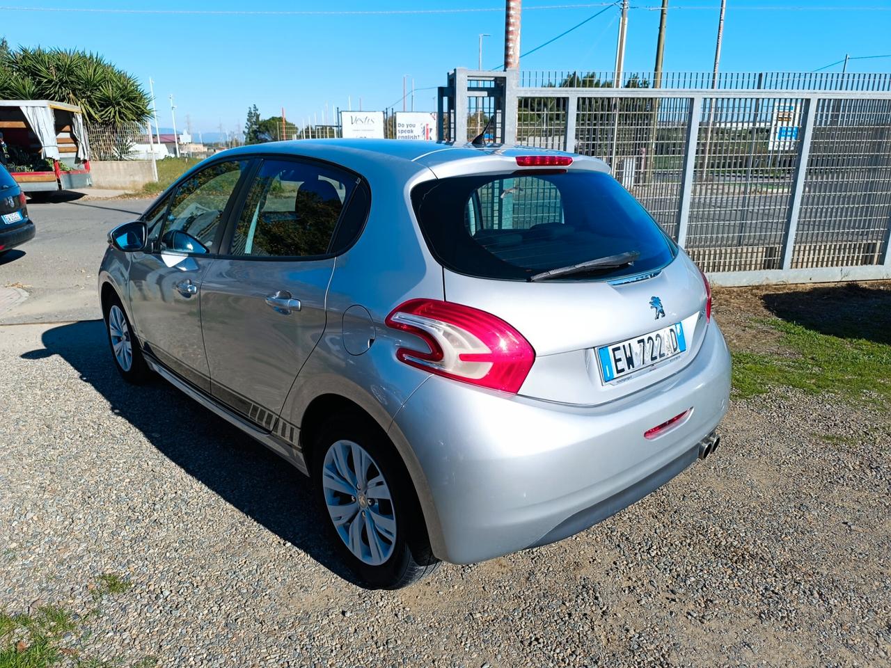 Peugeot 208 1.4 HDi 68 CV 5 porte Active