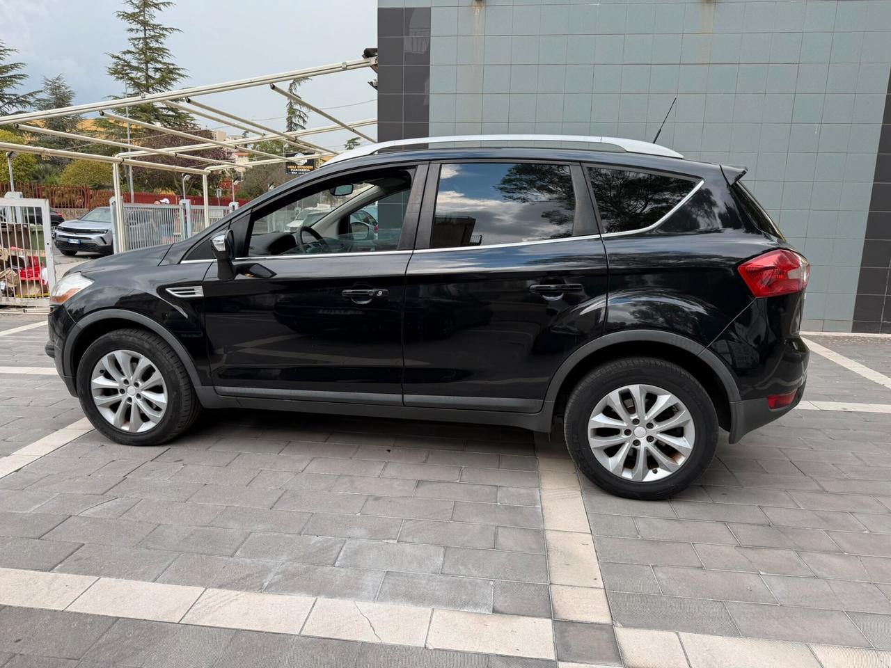 Ford Kuga 2.0 TDCi 136 CV 4WD Titanium DPF