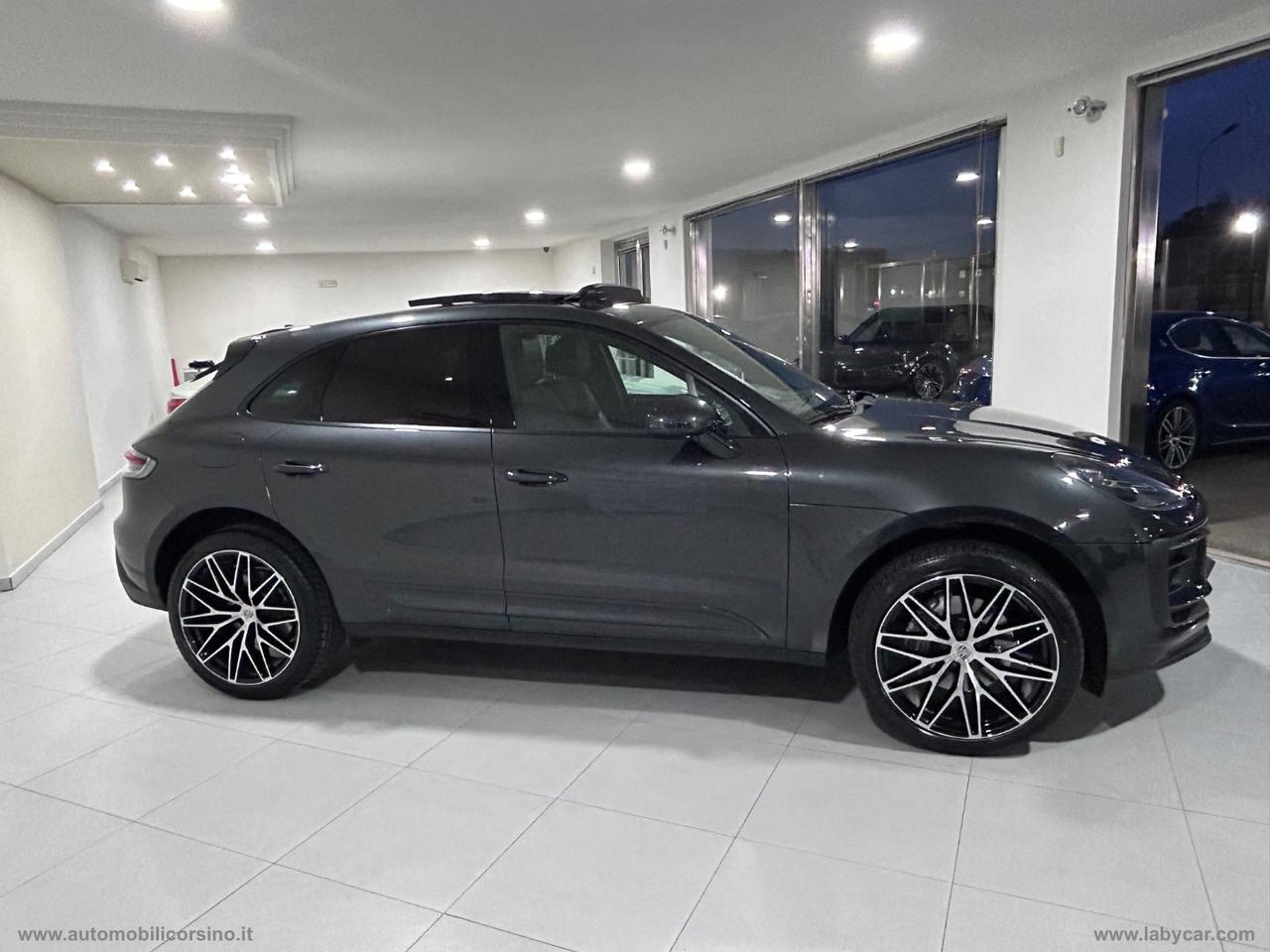 PORSCHE Macan 2.0 T