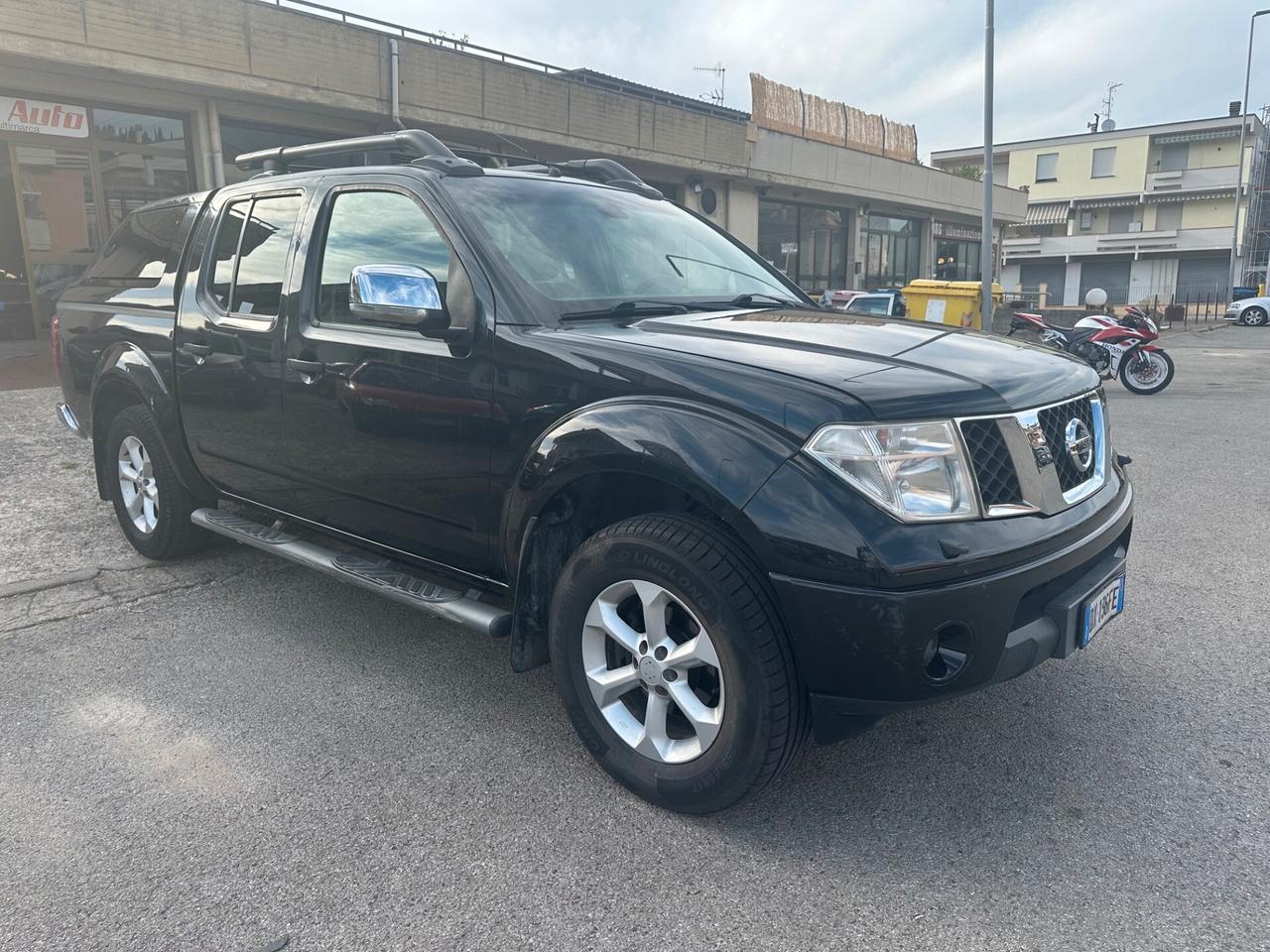Nissan Navara 2.5 dCi 4 porte Double Cab Sport