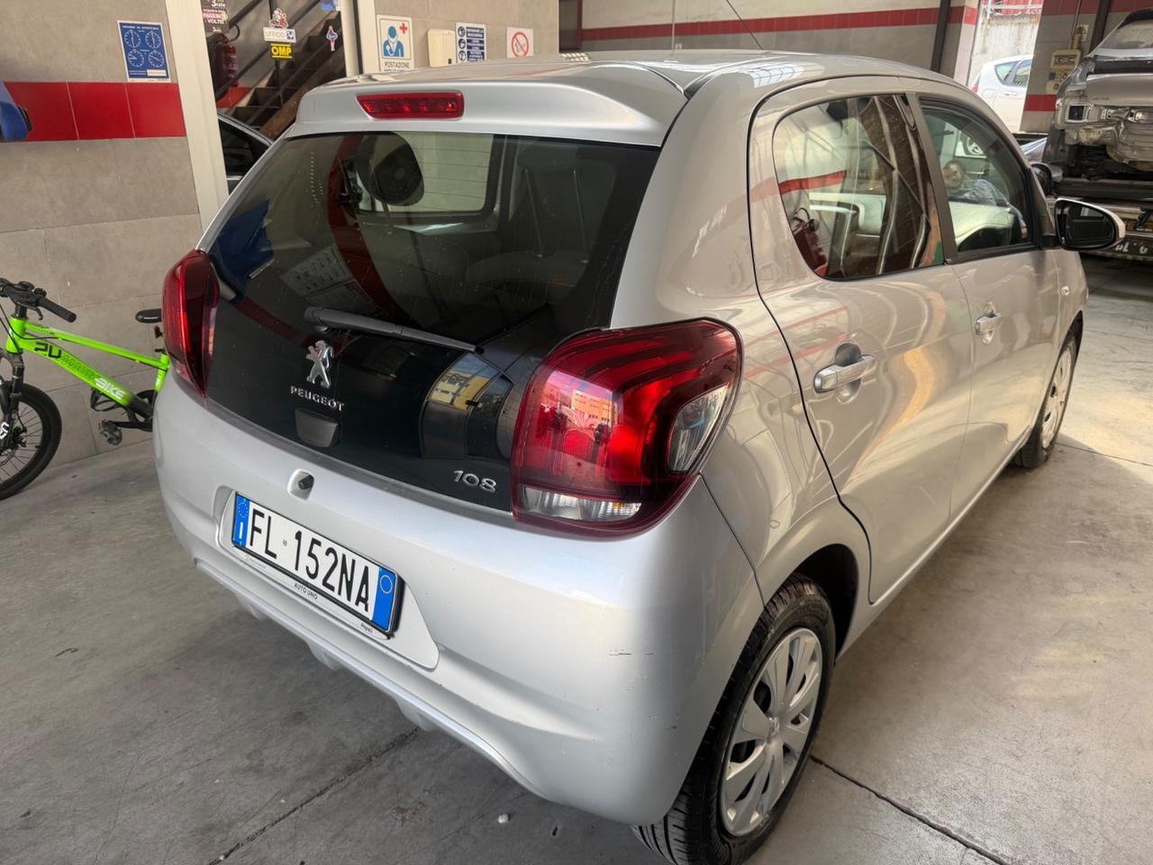 Peugeot 108 VTi 68 5 porte Access