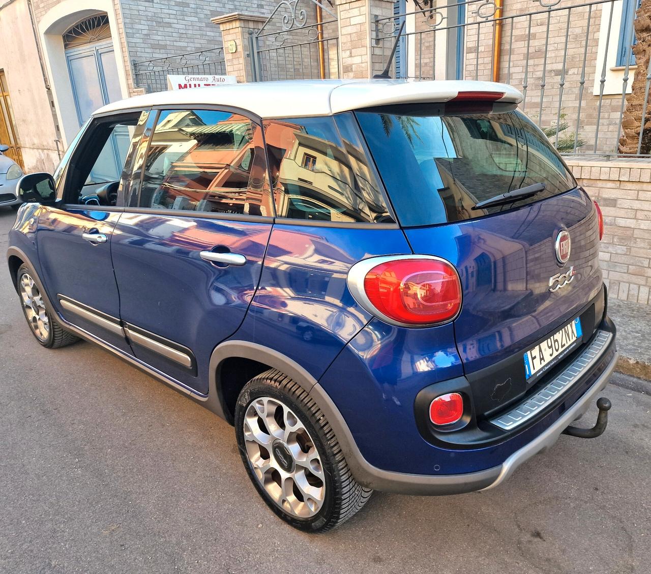 Fiat 500L 1.6 Multijet TREKKING (GANCIO TRAINO)