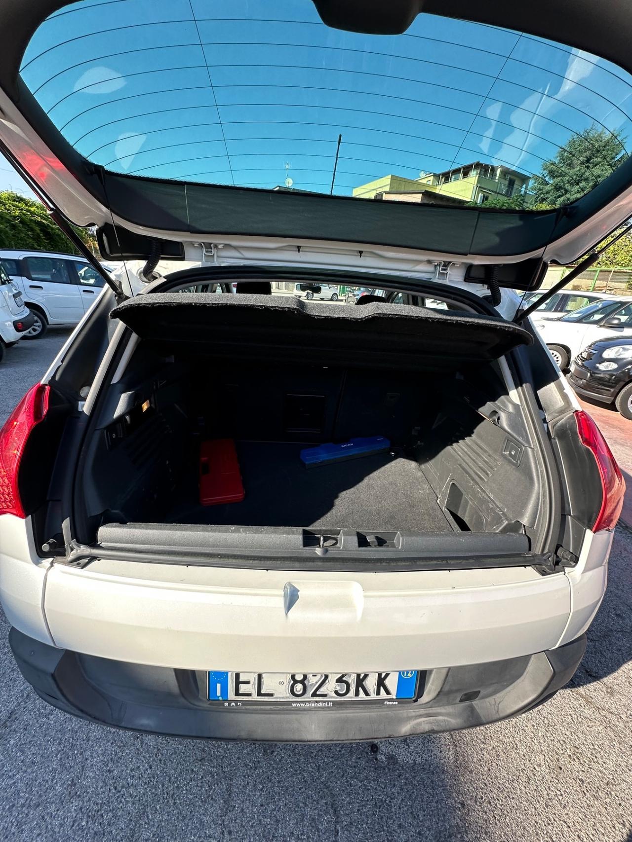 Peugeot 3008 1.6 HDi 112CV Business