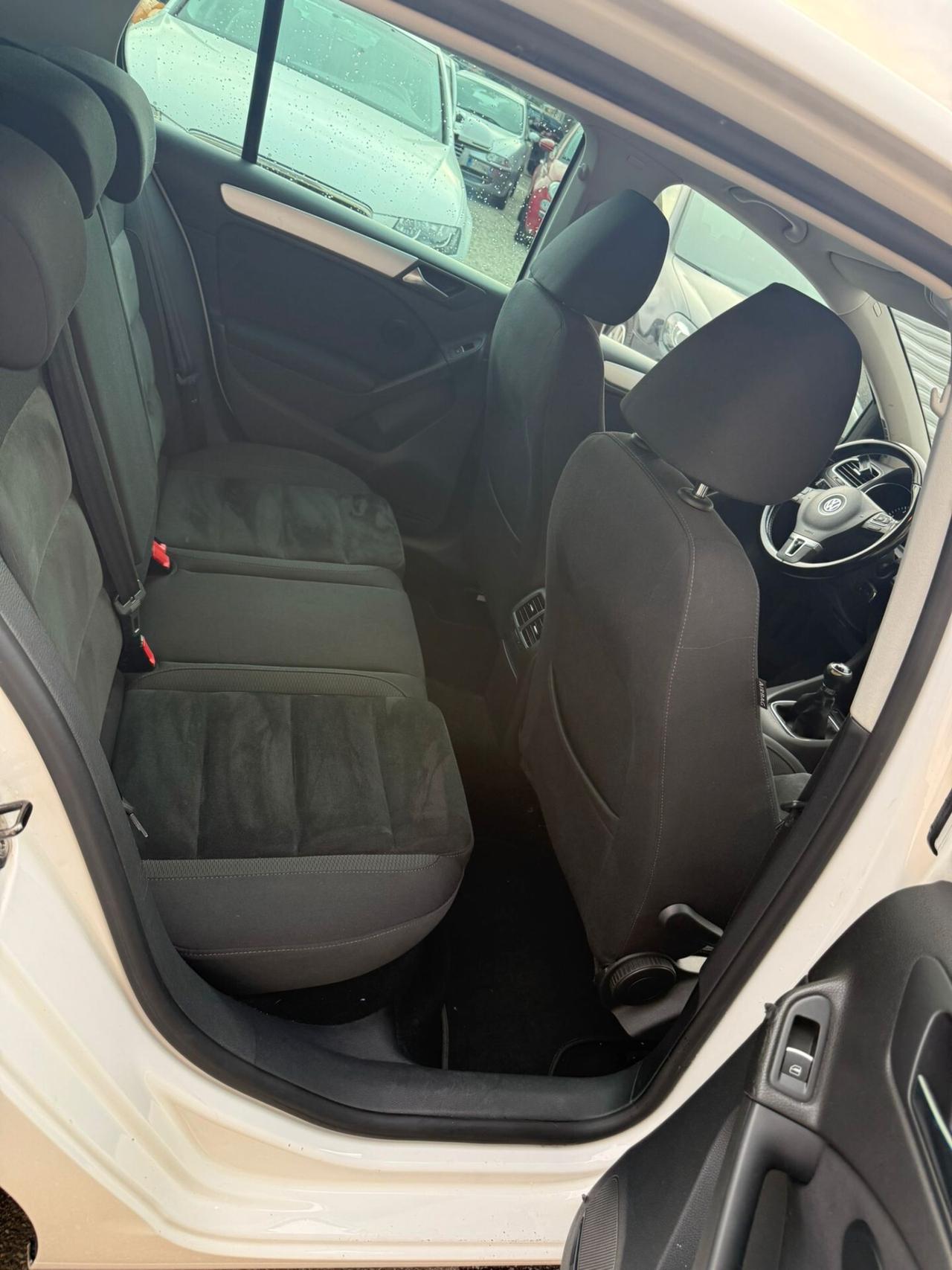 Volkswagen Golf 1.6 TDI DPF 5p. Highline