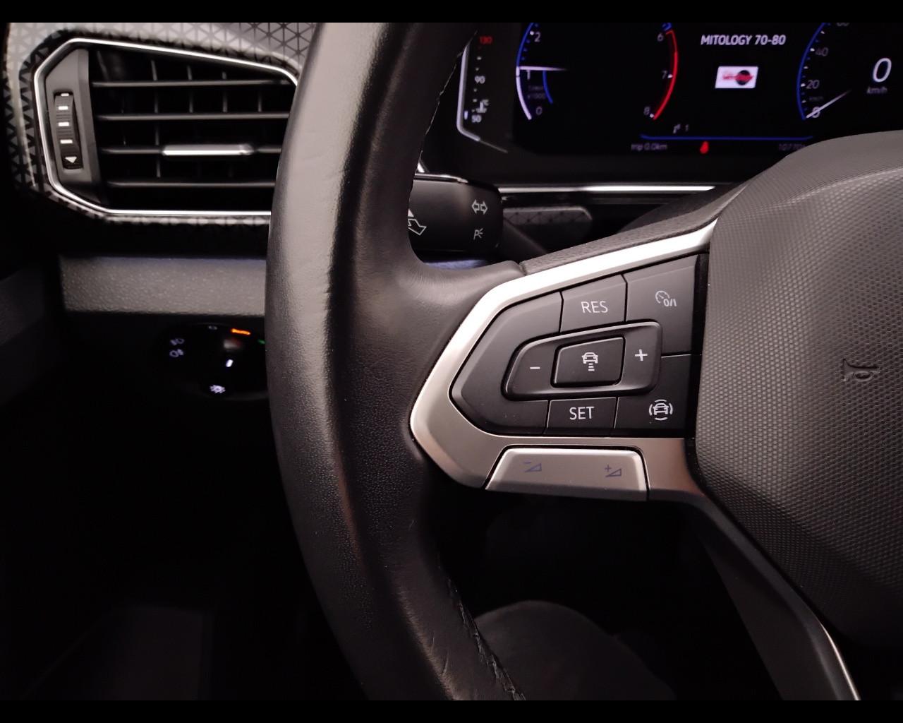 VOLKSWAGEN T-Cross 2019 - T-Cross 1.0 tsi Advanced 110cv