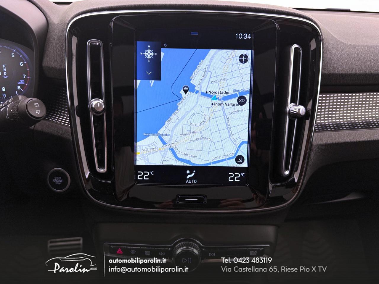 Volvo XC40 2.0 b5 R-design awd auto Tetto-Pelle-360°