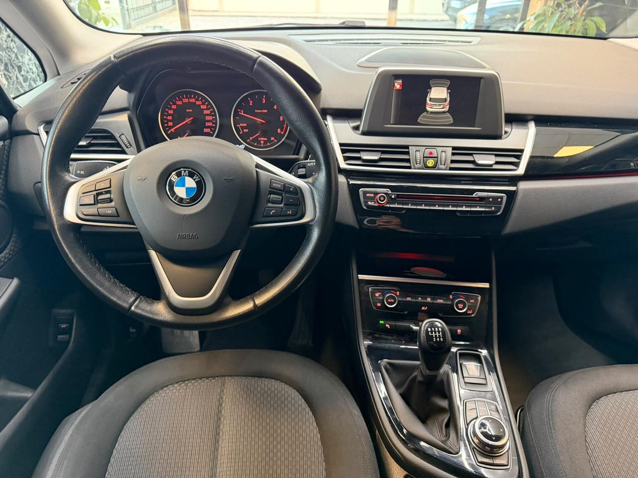 Bmw 2er Active Tourer 218d Advantage